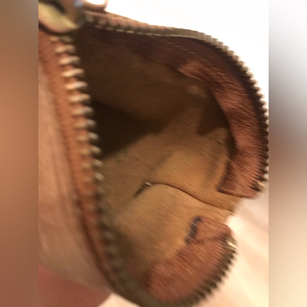 Baggu Brown Leather small Pouch *Read* - Picture 7 of 11